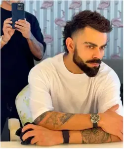 Virat Kohli new hairstyle : IPL 2024 की ओर एक नई शुरुआत !